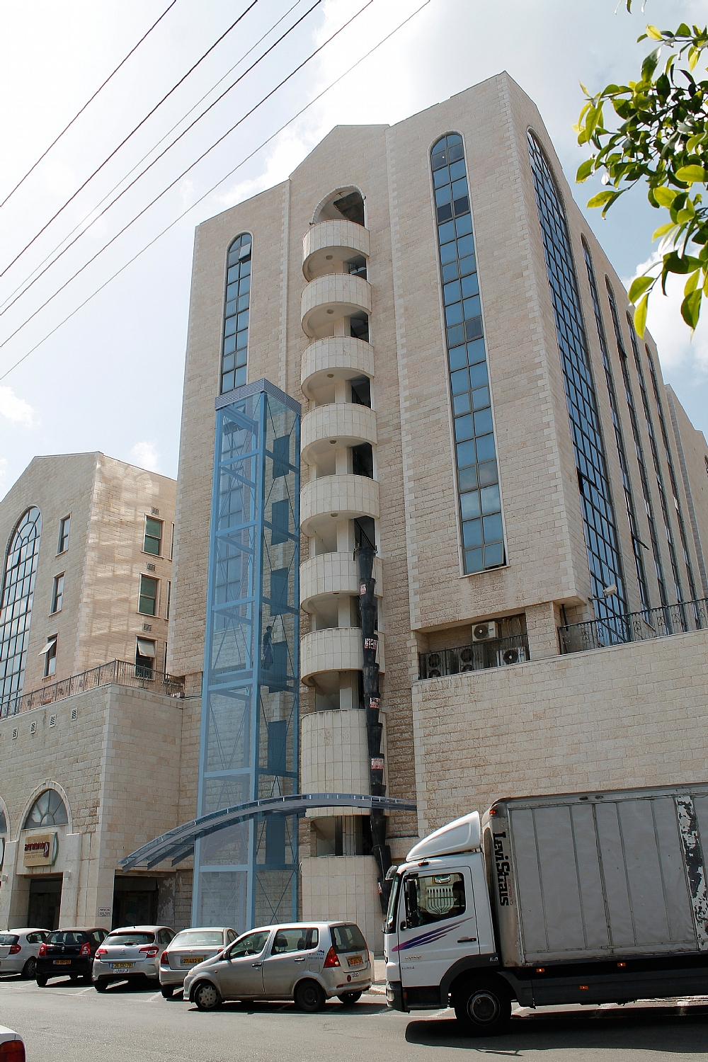 חלופות מעלית חיצונית (הדמייה)